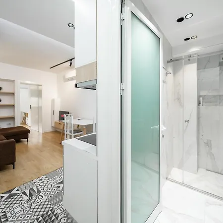 Comfy Modern Urban - Apartament