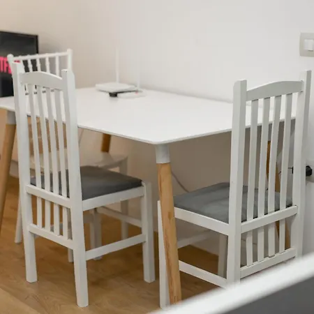 Comfy Modern Urban -