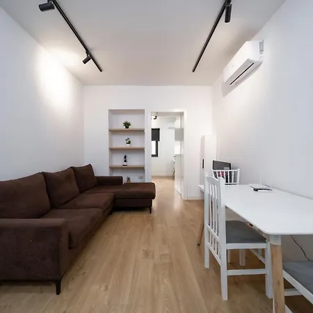 Apartament Comfy Modern Urban - Tirana