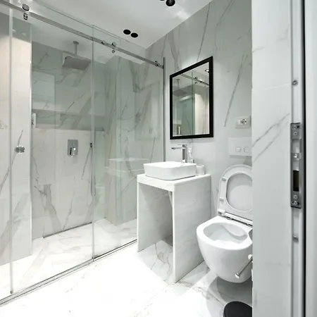 Comfy Modern Urban - Apartament